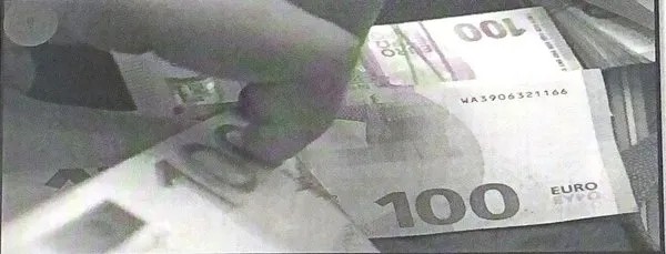 CHP'li Şile Belediyesi'ndeki rüşvet trafiği plakaya takıld! Euro dolu çanta görüntüleri ortaya çıktı